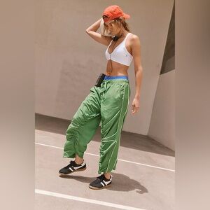 NWT! FP Free People Movement Track Star Pants Sz Small